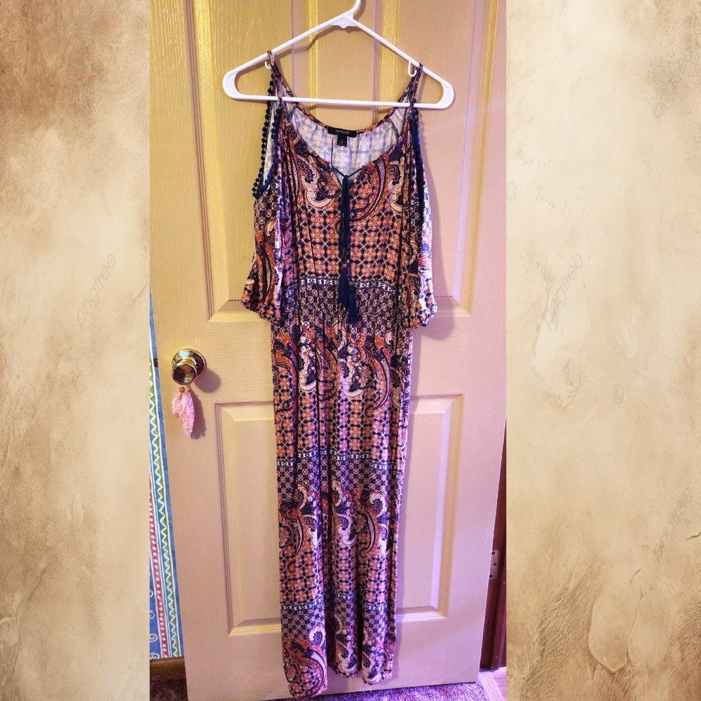 Espresso Cold Shoulder Maxi Dress - Small